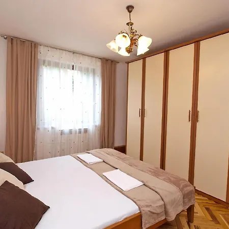 Fuer 8 Personen Ca 90 Qm In Fazana, Istrien Istrische Riviera Lejlighed *