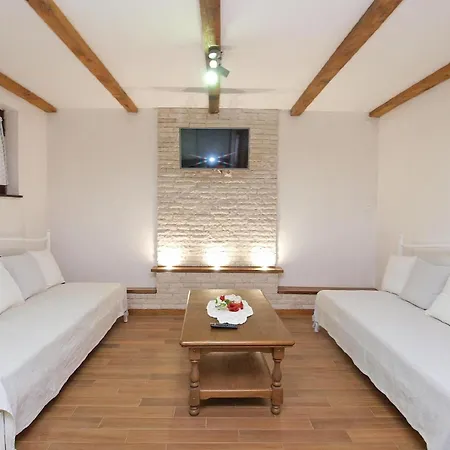 Fuer 8 Personen Ca 90 Qm In Fazana, Istrien Istrische Riviera * Fazana