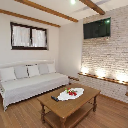 Fuer 8 Personen Ca 90 Qm In Fazana, Istrien Istrische Riviera * Fazana